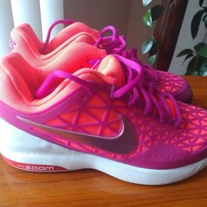 NikeCourt Air Zoom Knit Tennis Shoes size 6.5 us